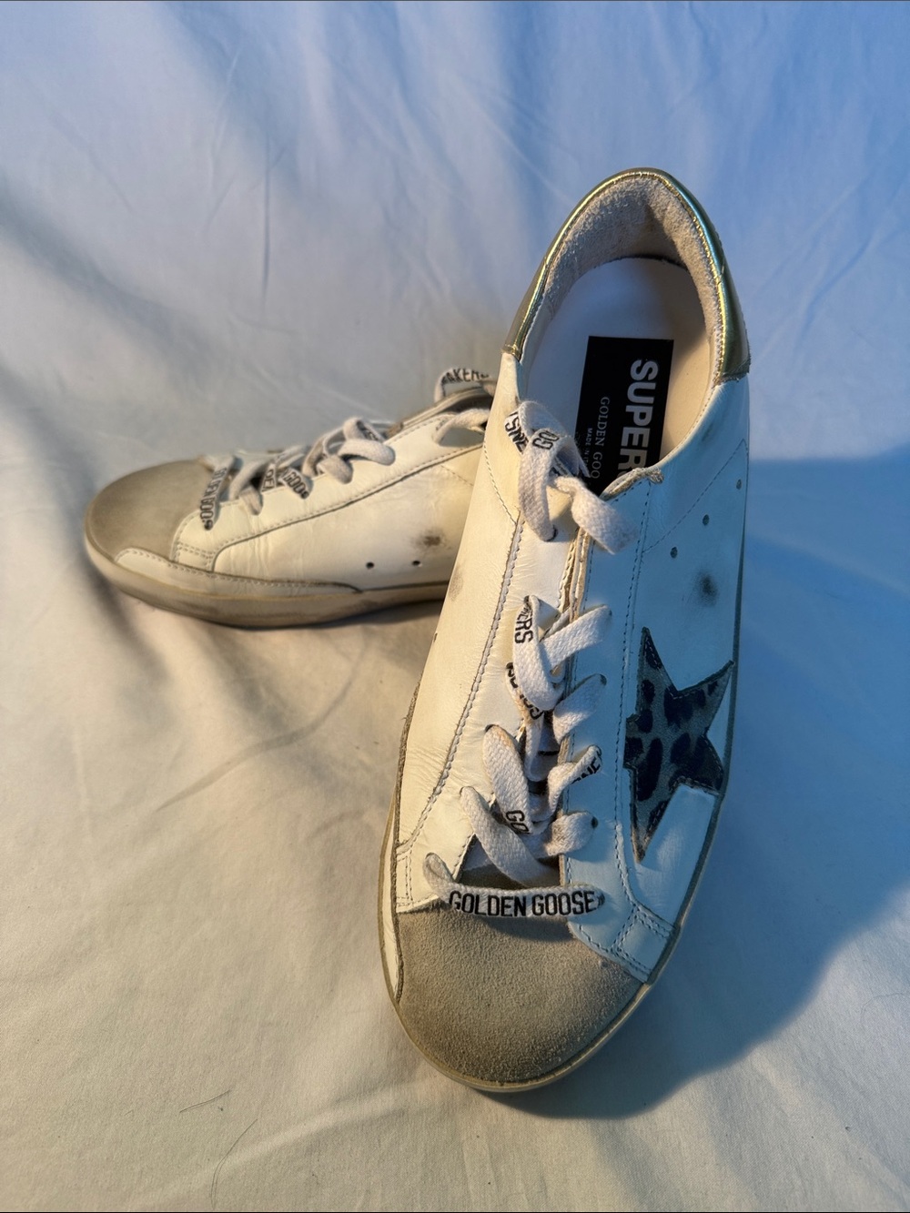 Golden Goose White Leather Sneakers with Gold Heel and Leopard Star Accent - Picture 2 of 3